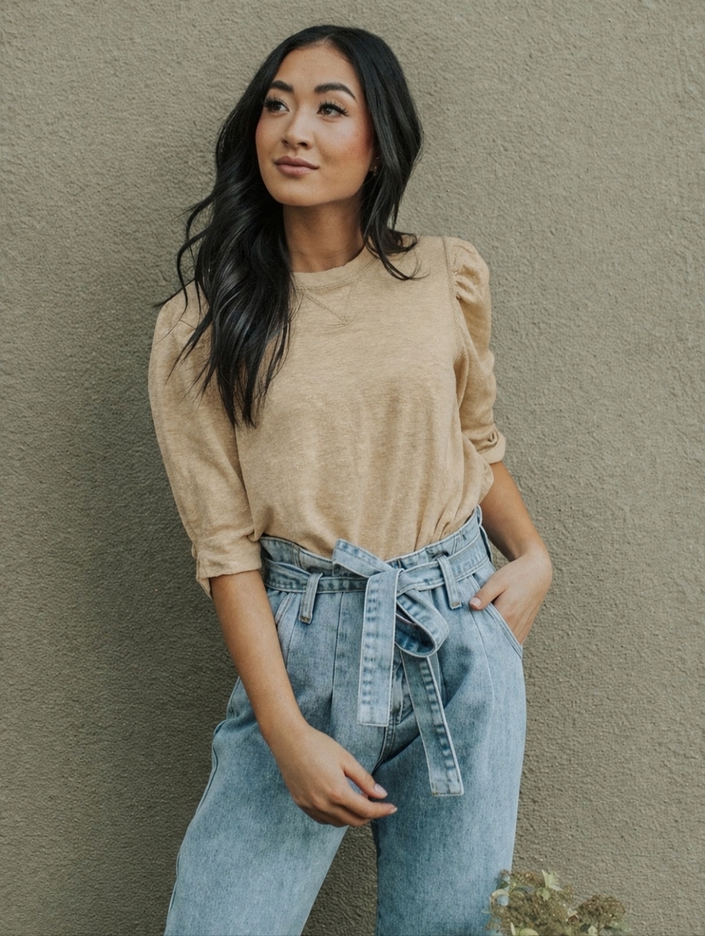 NWOT FREE PEOPLE THE A JUST PUFF TEXTUTED TEE!